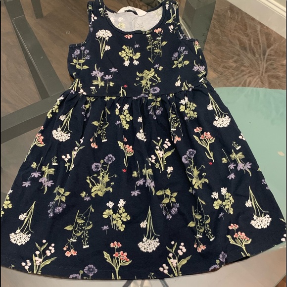 H&M Other - ⭐️ 5 for 25 ⭐️ Flower Tank Top Dress
